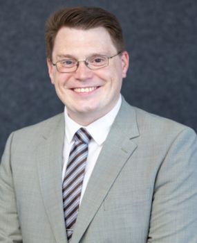 Dr. Phillip Wallat